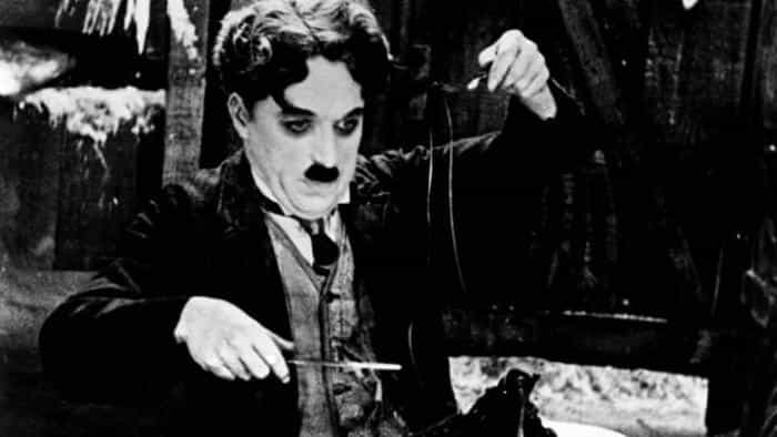 نقد و بررسی فیلم تب طلا محصول سال 1925 | چیبینو